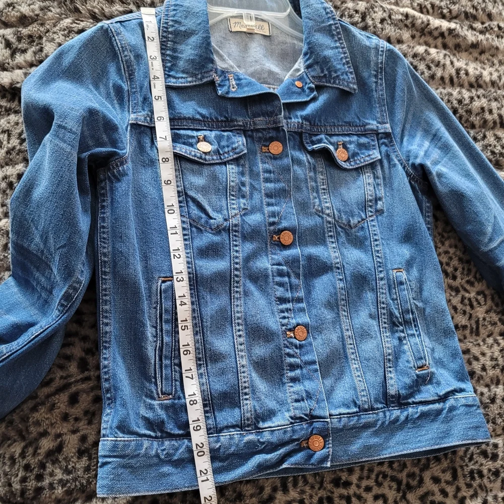 Madewell Jean Jacket - Picture 4 of 10